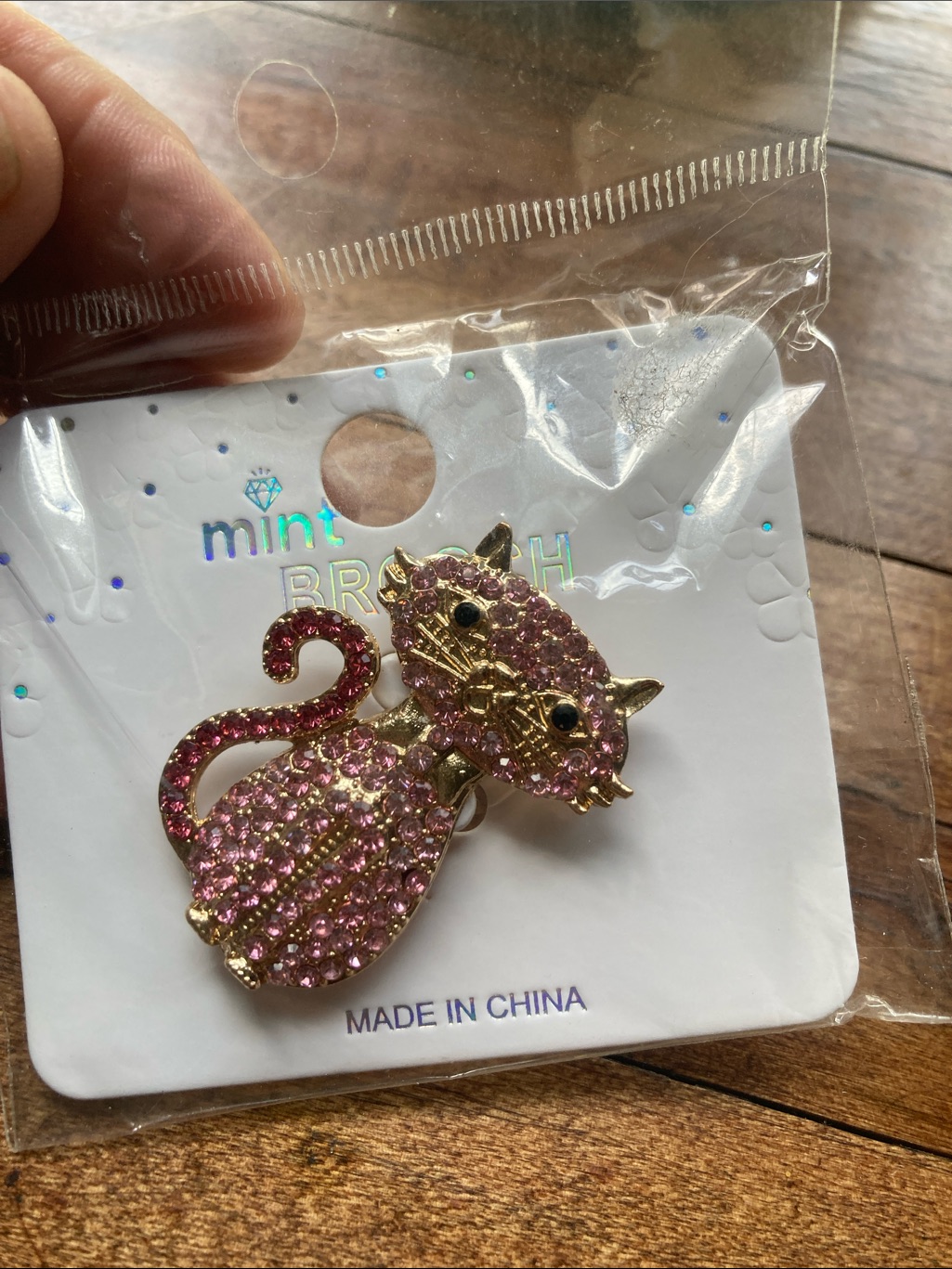 Mint Pink Crystal Cat Brooch Pin